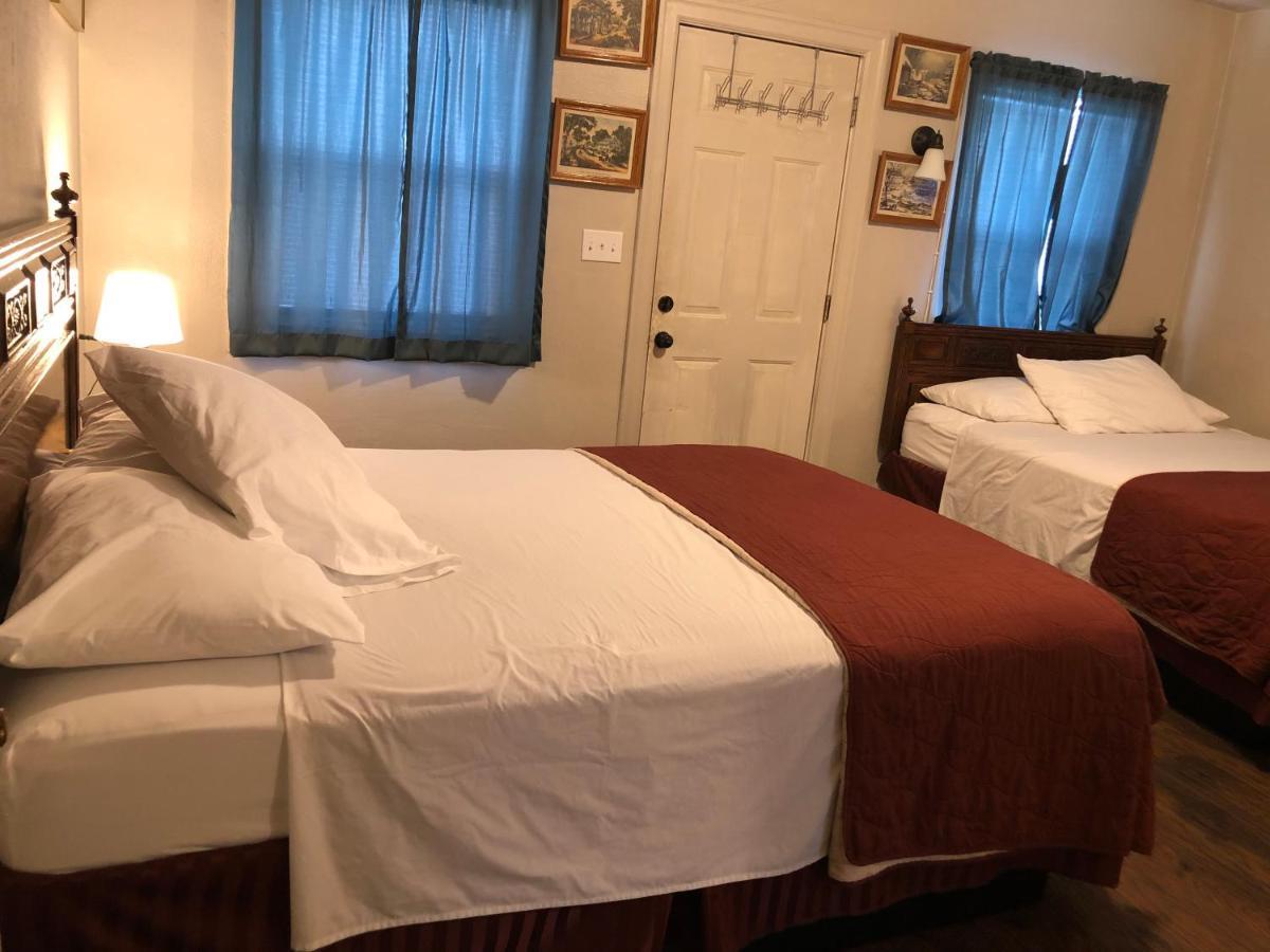 Angeles Motel Порт Анджелес Екстериор снимка