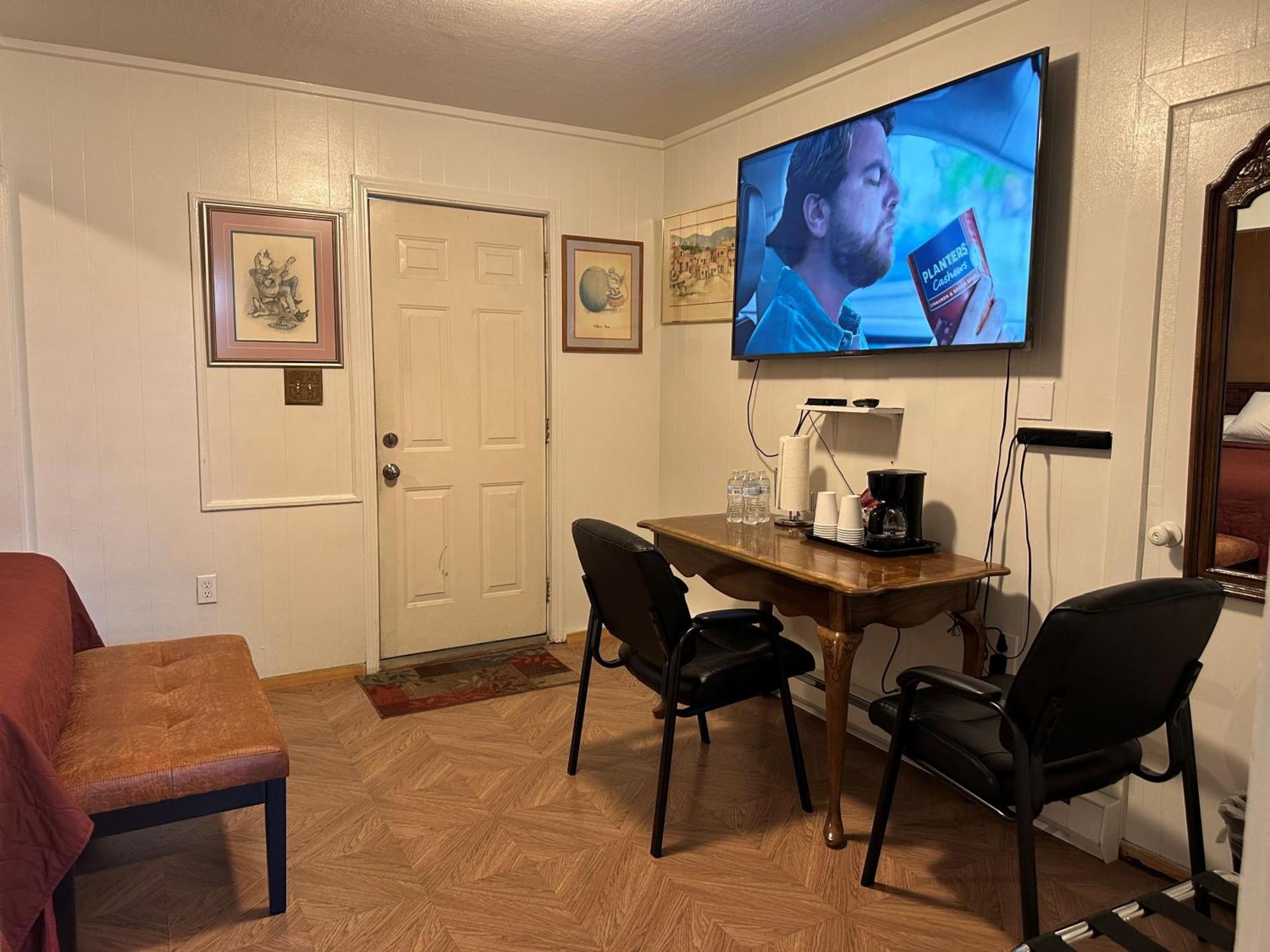 Angeles Motel Порт Анджелес Екстериор снимка